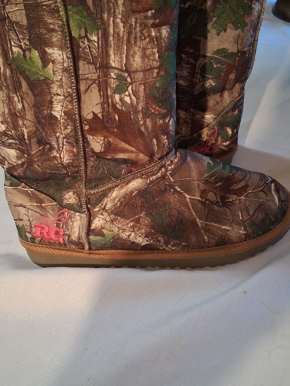 Kids' Camo Pull-On Boots with Pink Accent 7 Girl 260949